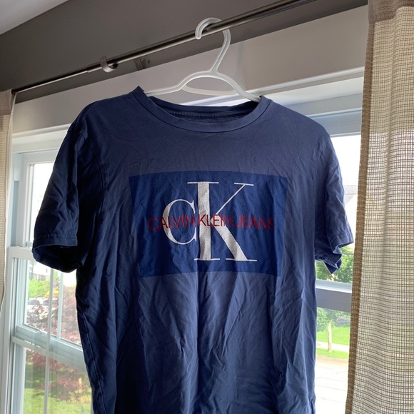 Calvin Klein tee size M - Picture 1 of 1